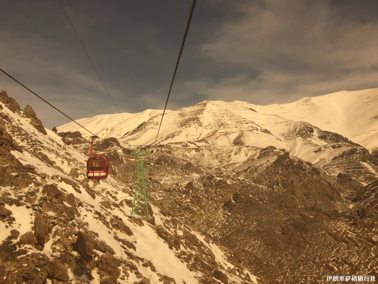 伊朗_德黑兰终年不化的Tochal雪山_4_.jpg